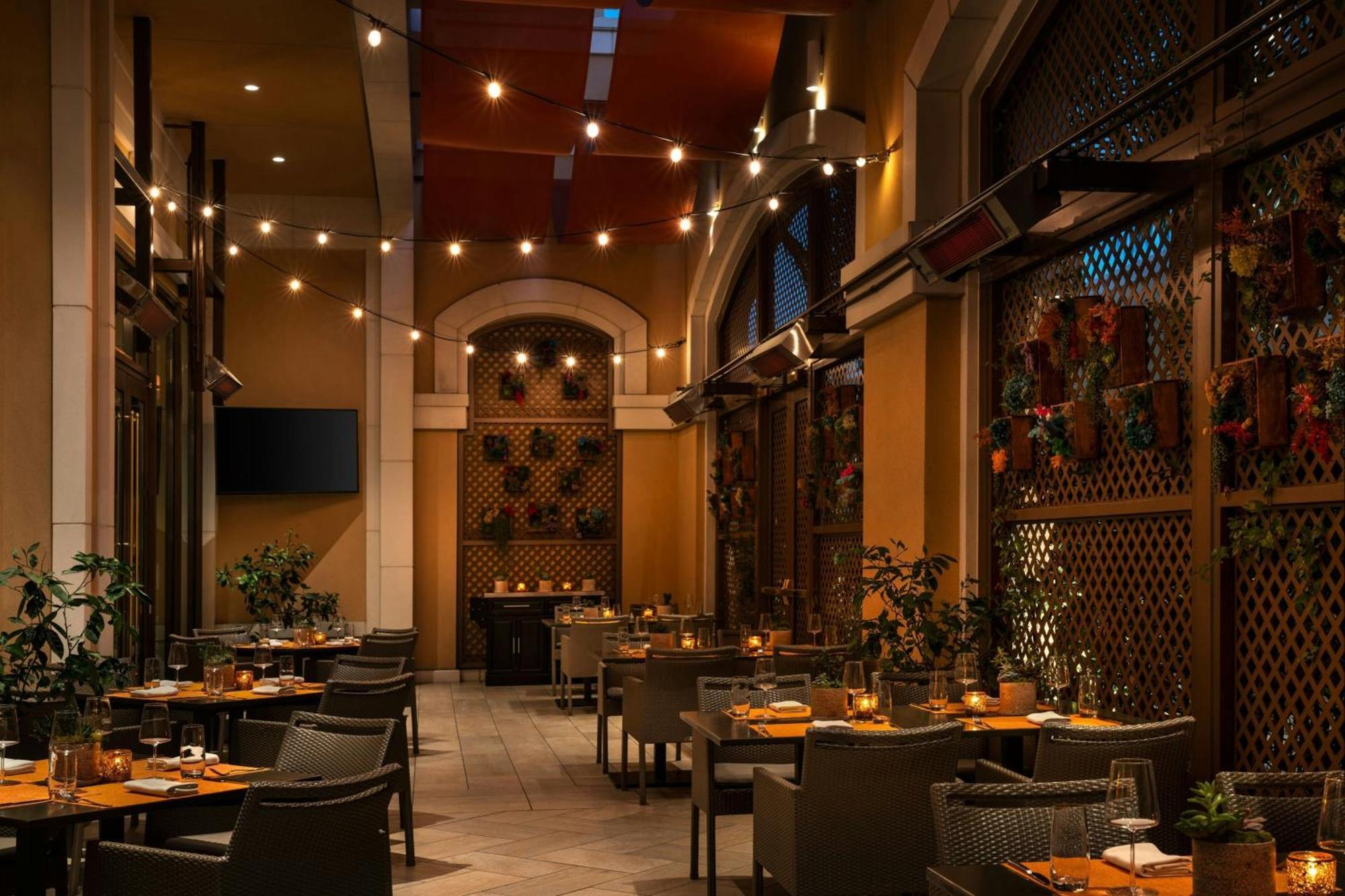 The Westin Anaheim Resort Exterior foto